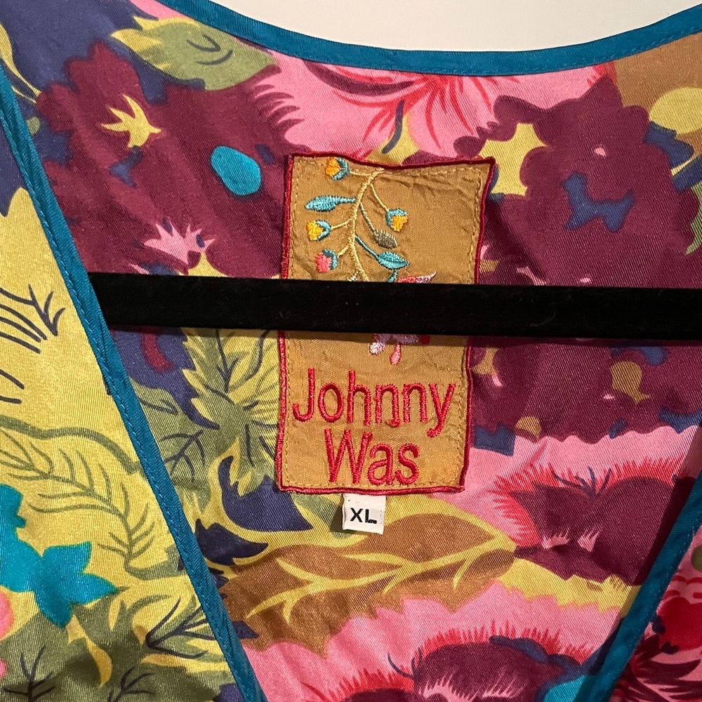 Johnny Was Multicolor Floral V-Neck Blouse - Picture 2 of 3